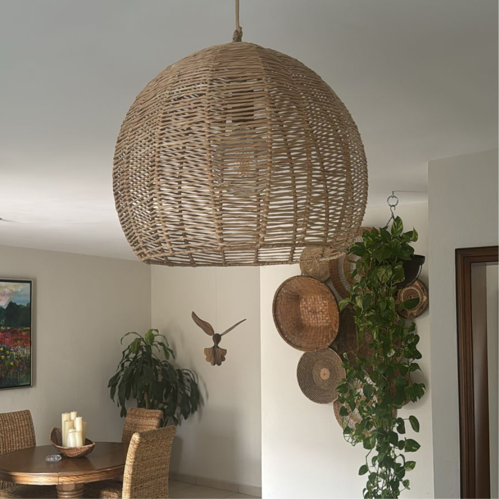 Pantalla lámpara tejida de palma
